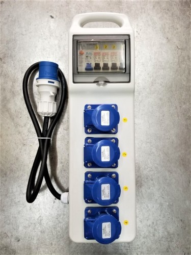 AJ-313 IP44  220V四位防水箱